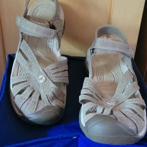 Women's Keen sandles
